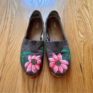 TOMS Floral Alpargata Shoe, Size 7